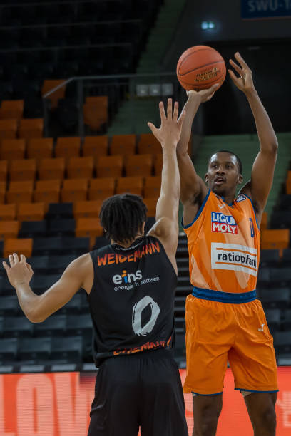 高速男篮希 高速男篮希